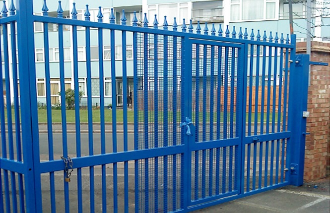 RSG3200 industrial security gate in Wimbledon.